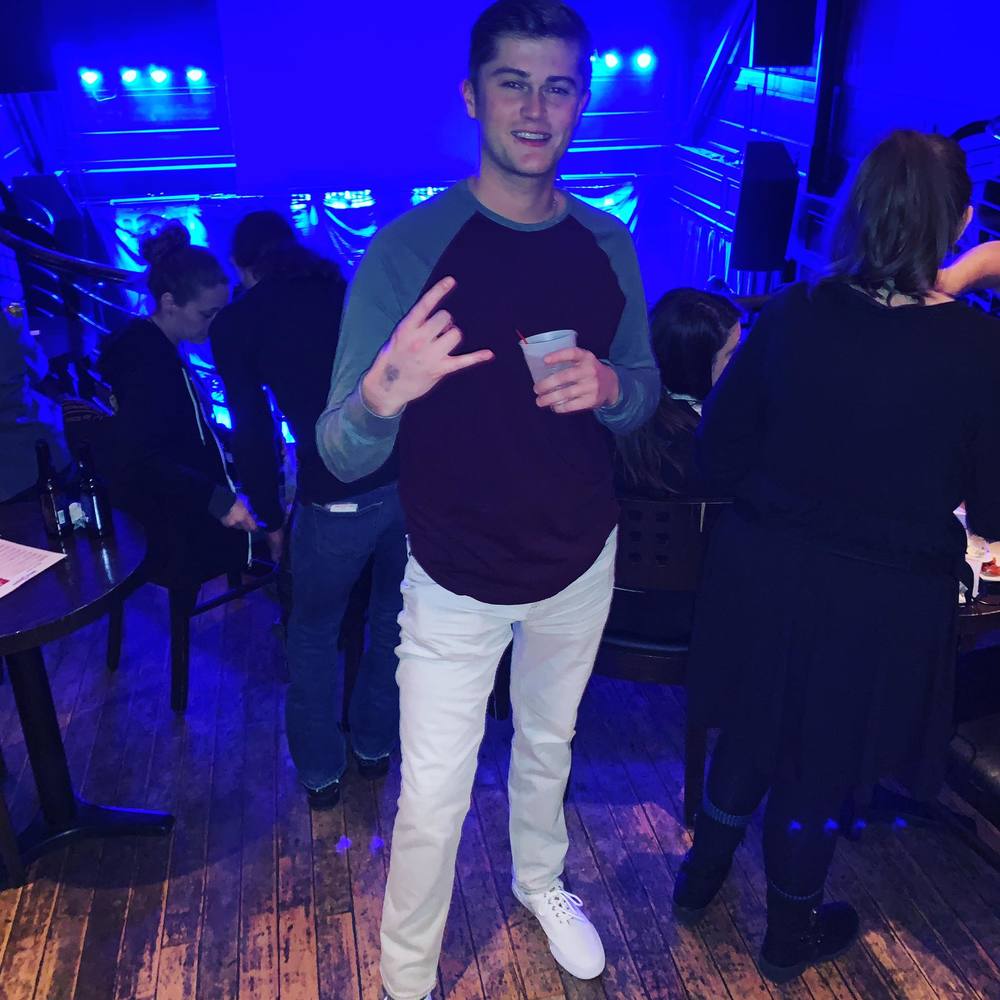 Meet your Posher, Samuel